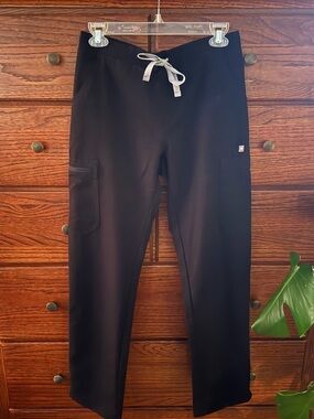 Figs Women’s Black Technical Scrub Pant
